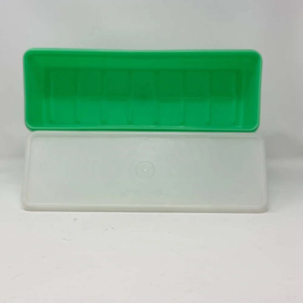 Vintage Tupperware Easy Crisp Celery Keeper in Jadeite Green